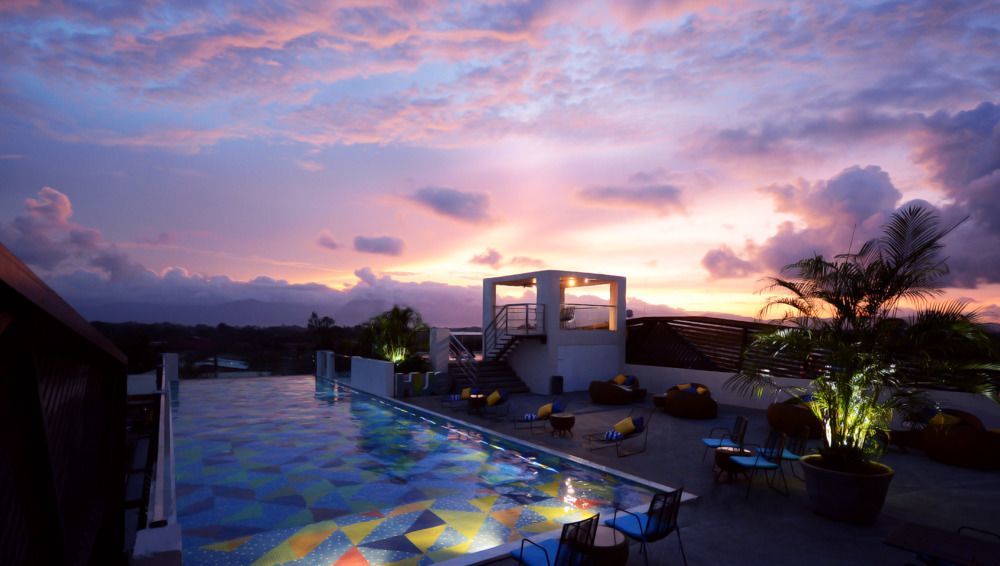 Hue Hotels And Resorts Puerto Princesa Managed By Hii Exterior photo