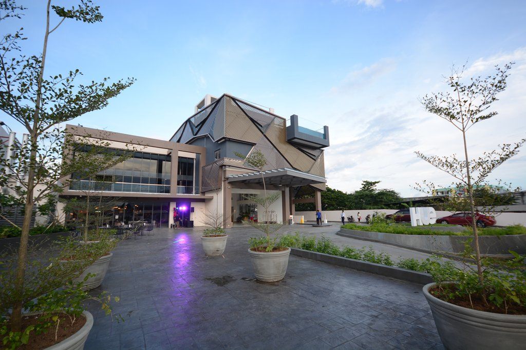 Hue Hotels And Resorts Puerto Princesa Managed By Hii Exterior photo